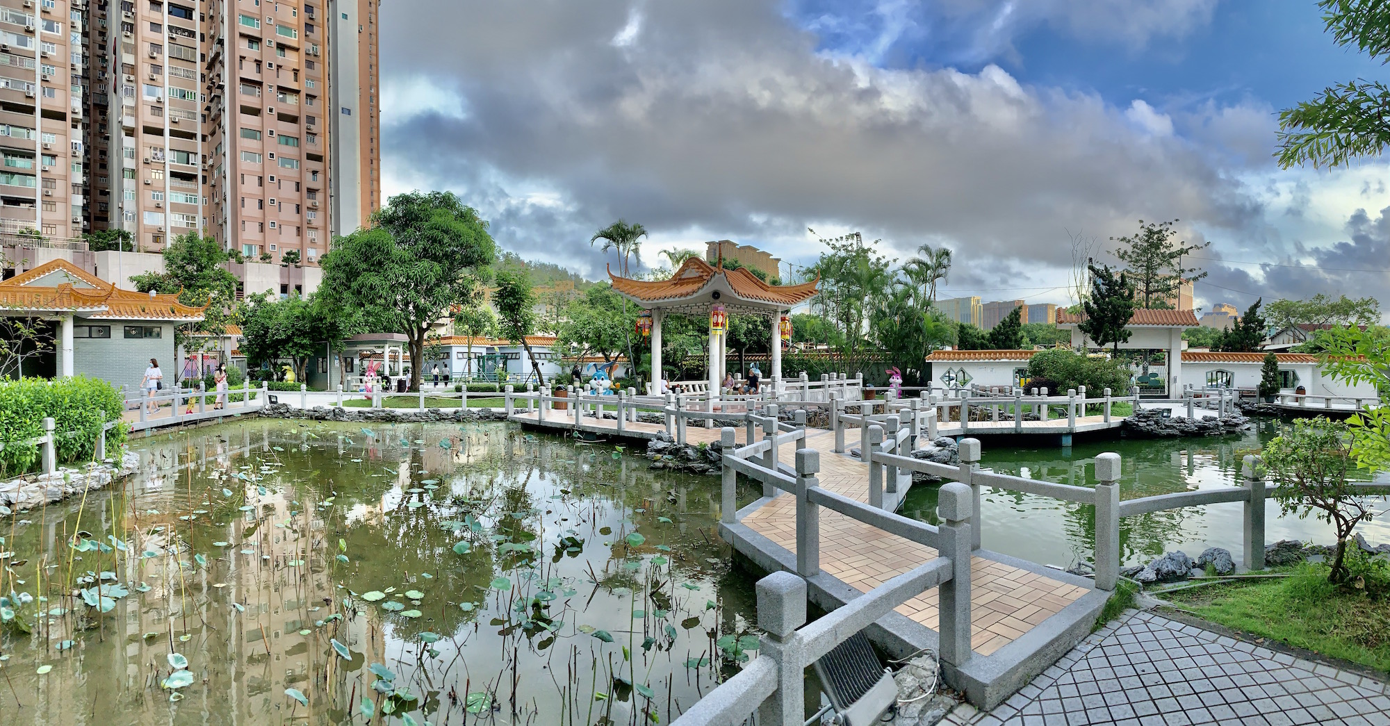 Flower City Garden Inside Lakes Panoramic View Macau Lifestyle