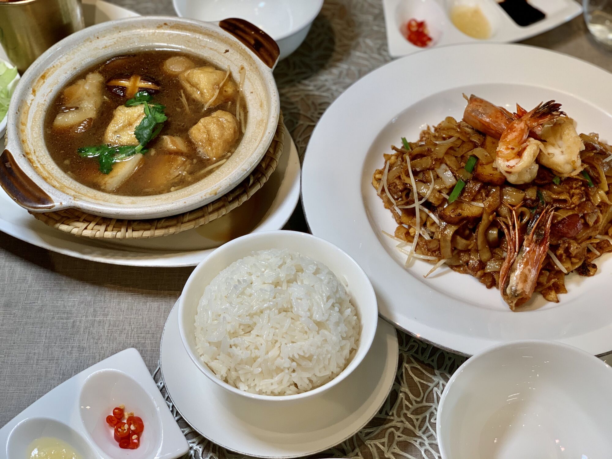 bak kut teh and char kuey teow noodles Malaysian Food Wide at Lobby Lounge Mandarin Oriental Macau Macau Lifestyle