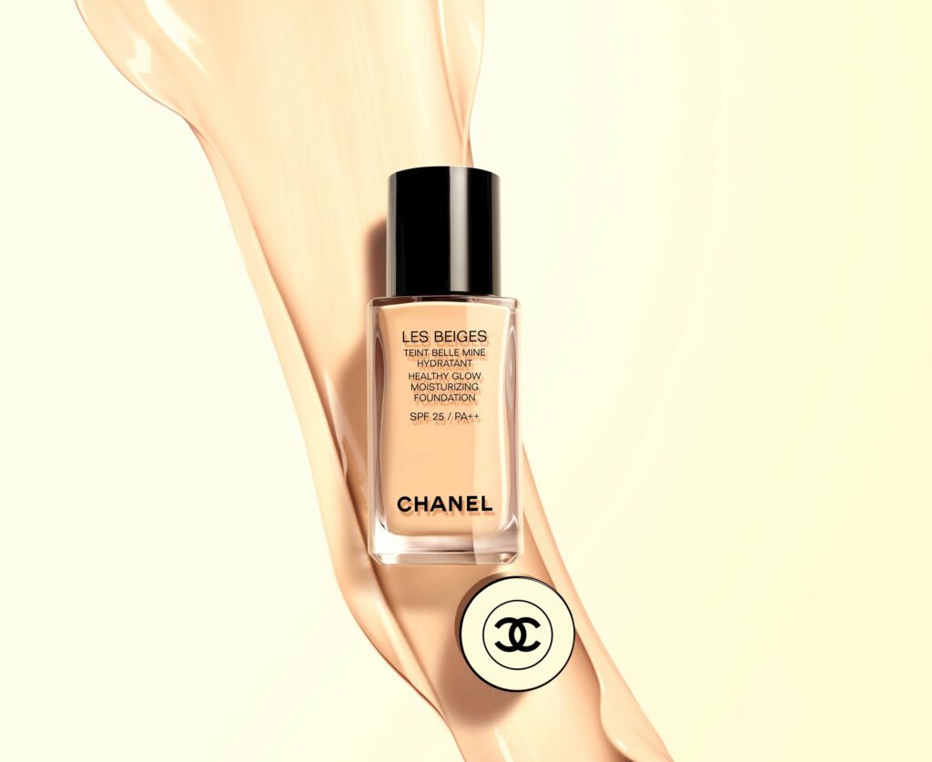 CHANEL Les Beiges Healthy Glow Moisturizing Foundation October beauty buys