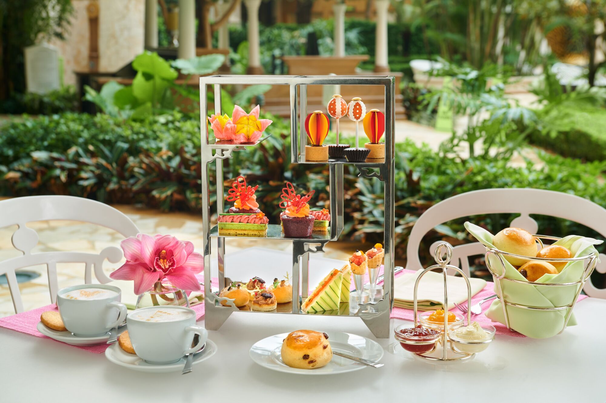 Cafe Esplanada – Themed Afternoon Tea Set for the Lantern Festival