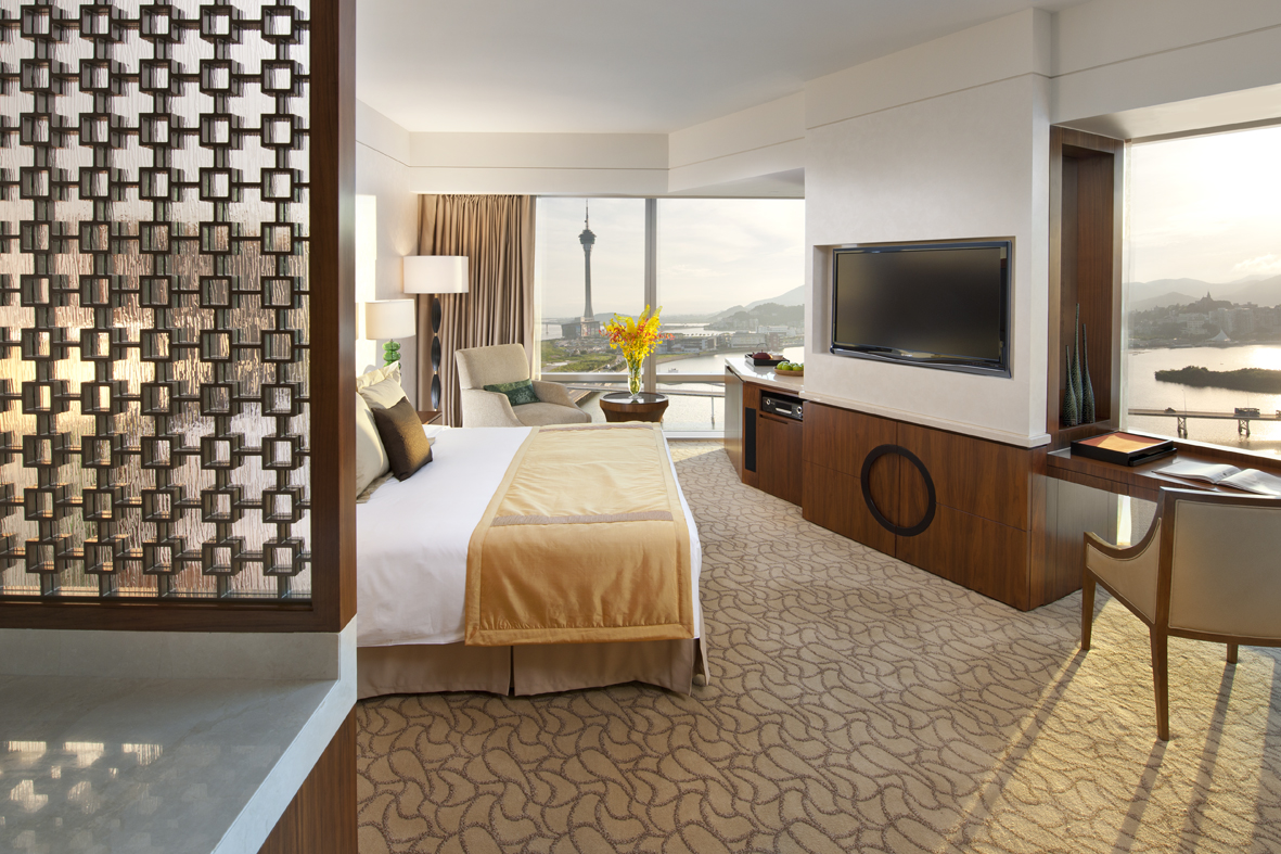 Photo-Mandarin Oriental, Macau-Deluxe City View