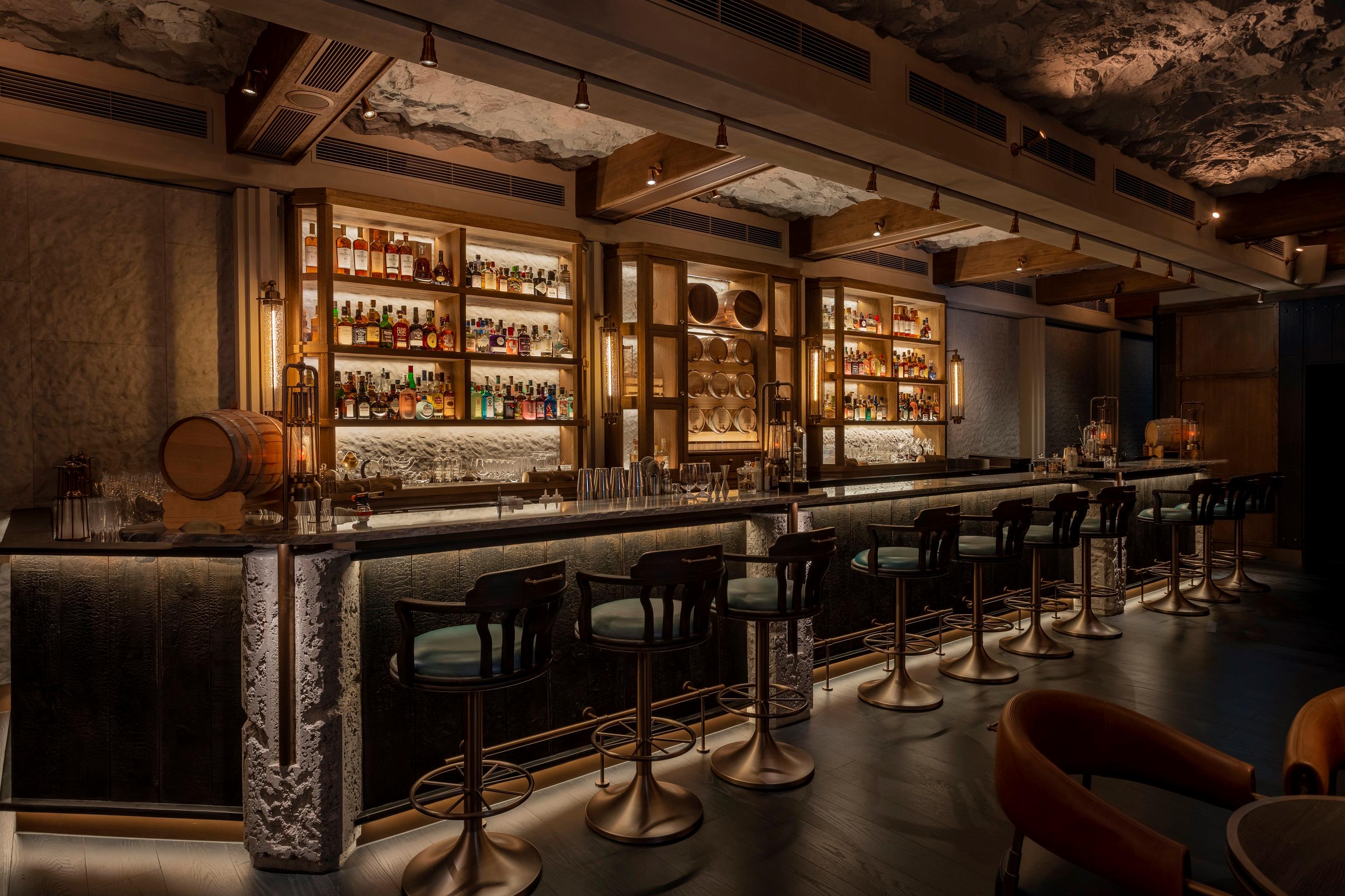 LongBar Raffles Macau