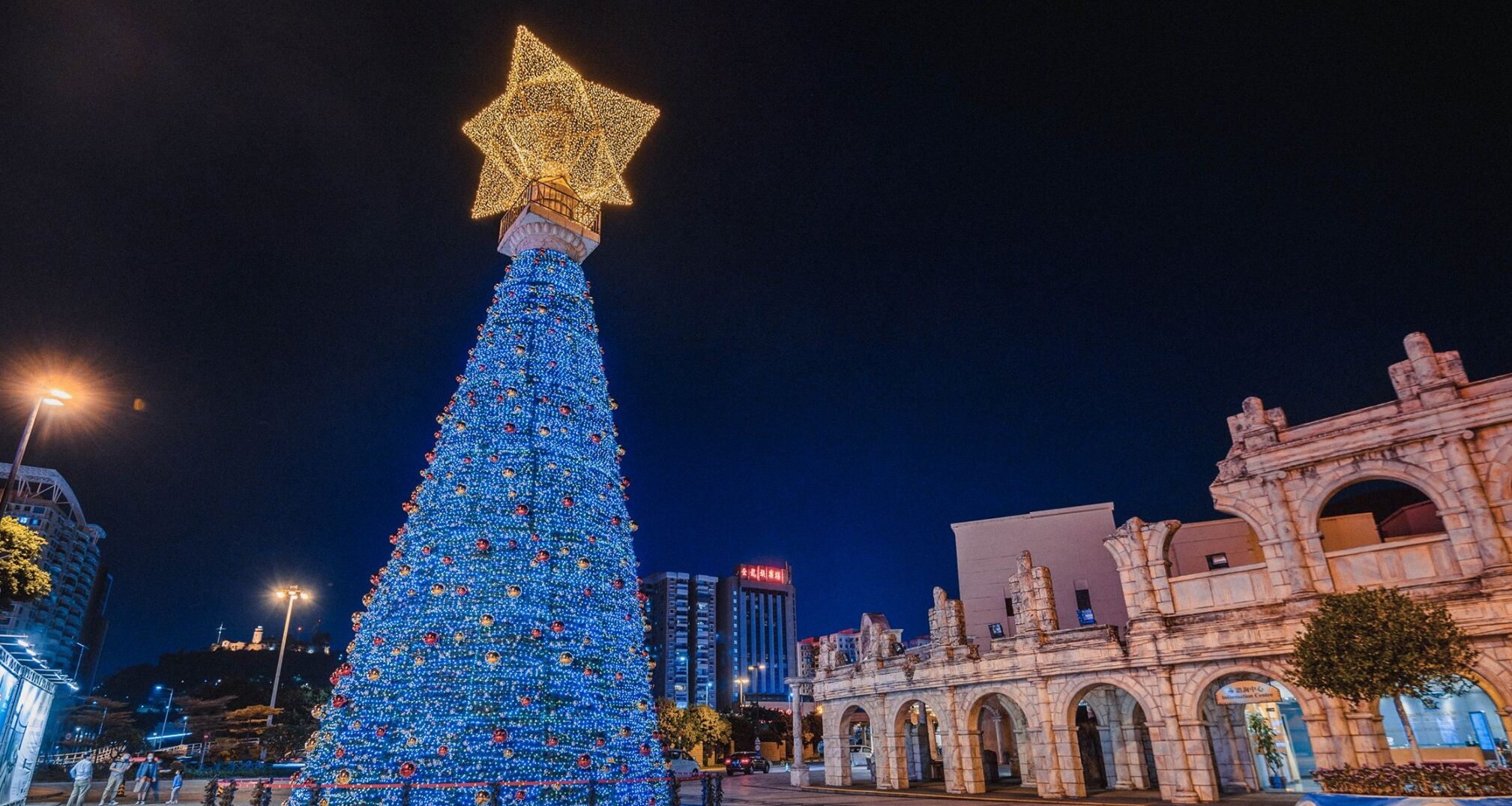 Macau fishermans wharf christmas tree