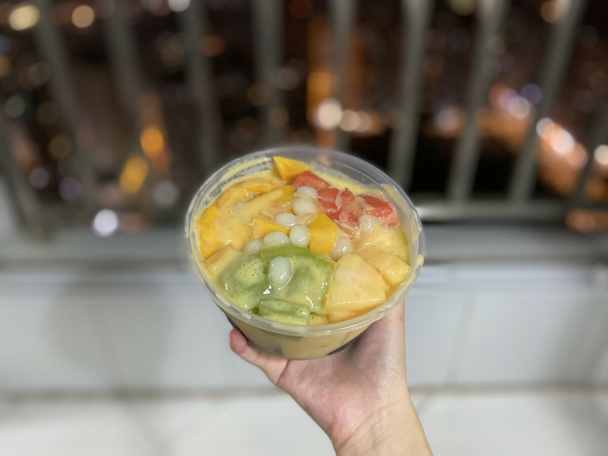 mango pomelo sago fallin sweet dessert outdoors night macau lifestyle