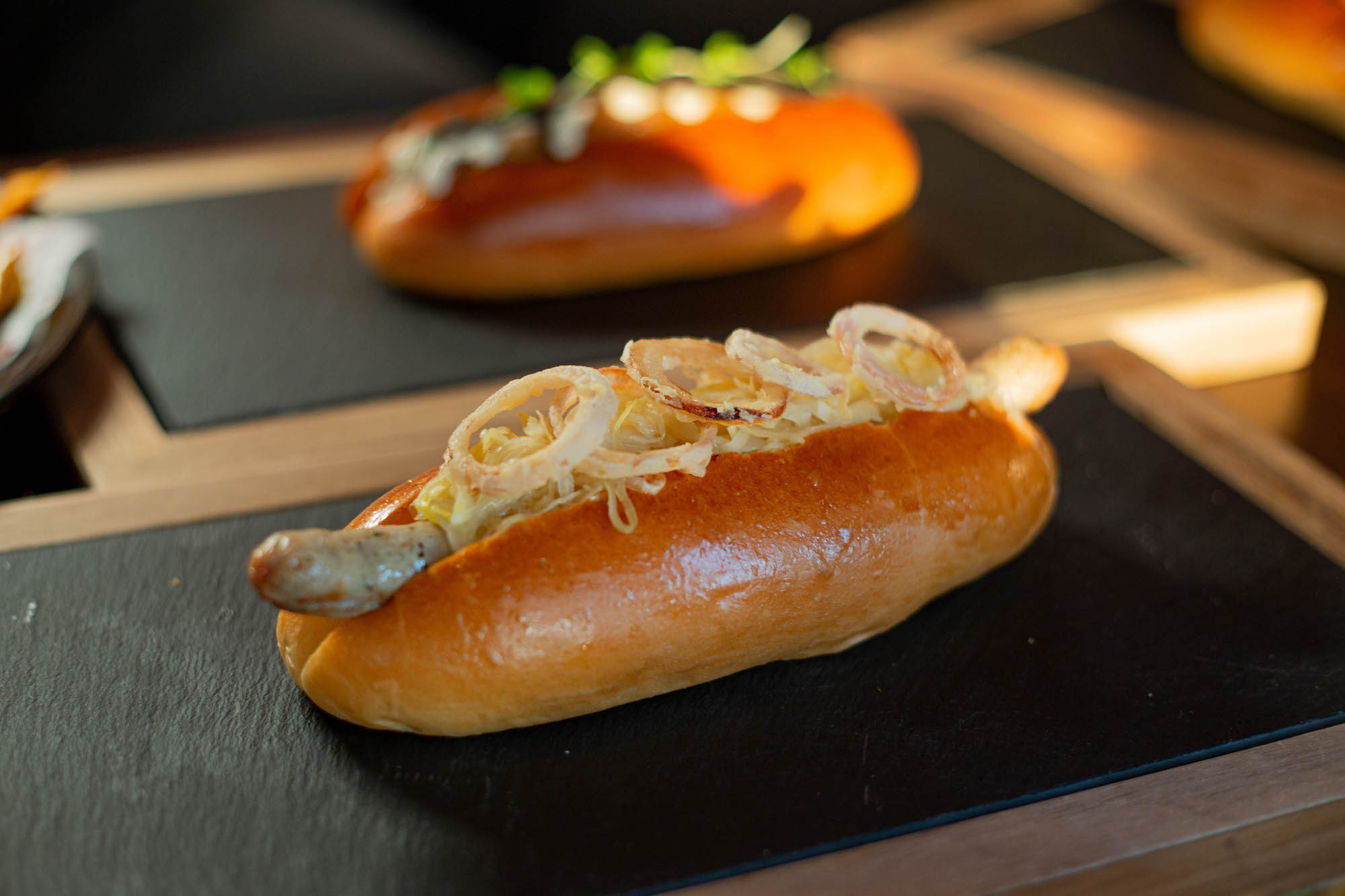 Vida Rica Bar Mandarin Oriental Macau Hot Dogs Pop Up with Onion Macau Lifestyle